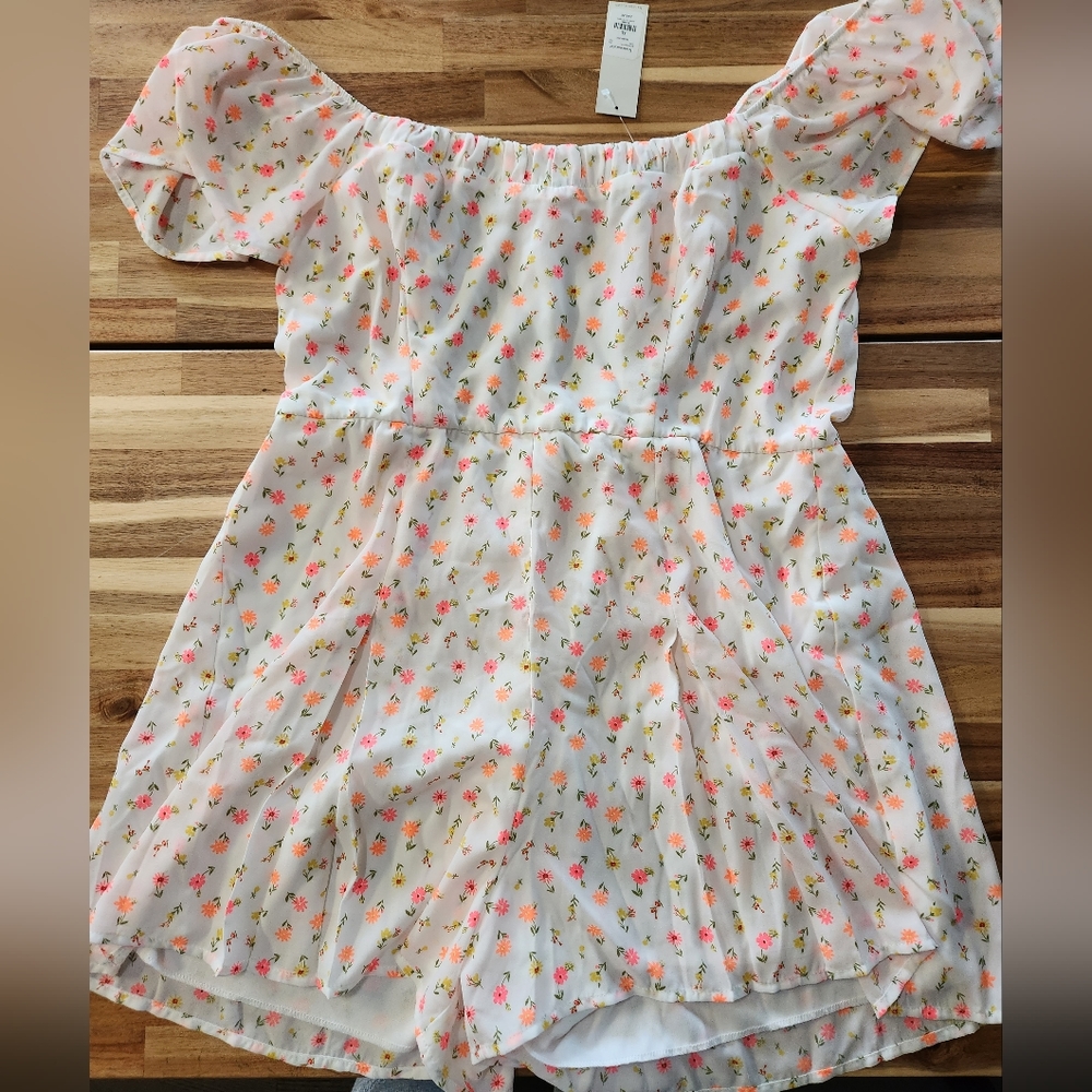 Brand new floral romper